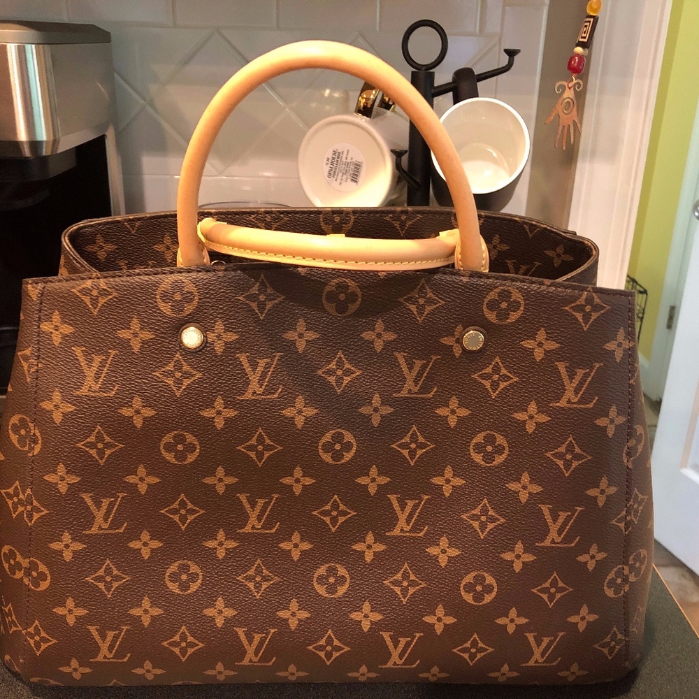 Louis Vuitton shoulder/tote handbag